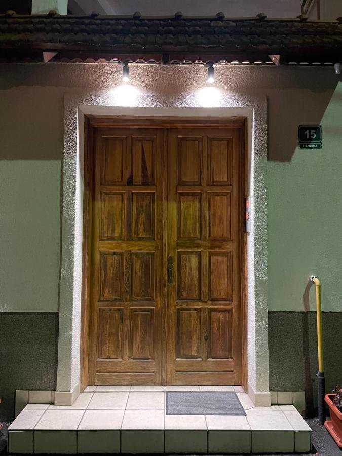 Vila Rijad SJJ Exteriör bild